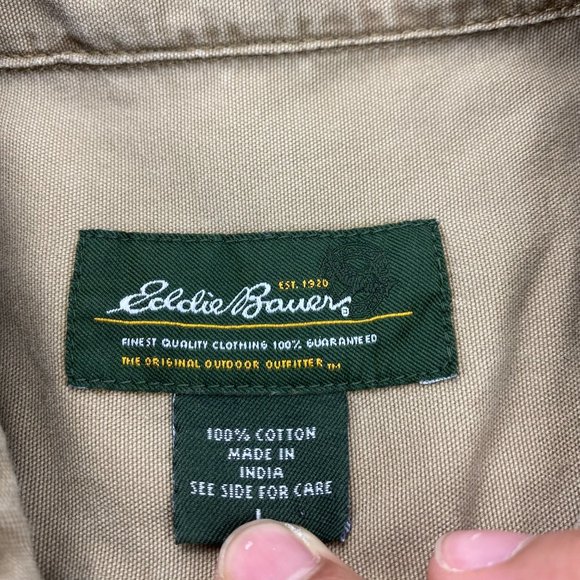 Eddie Bauer Shirt Men Large L Brown Khaki Button Up Short Sleeve Pockets Hiking - Picture 2 of 9